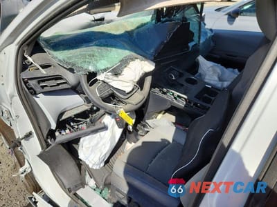 Zdjęcie 8 z 13 samochodu: 2026 TOYOTA SIENNA XLE 7-PASSENGER VIN:5TDYSKFC7TS234664 - miniatura