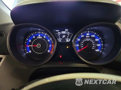 Zdjęcie 9 z 12 samochodu: 2013 HYUNDAI ELANTRA GLS VIN:5NPDH4AE0DH348868 - miniatura