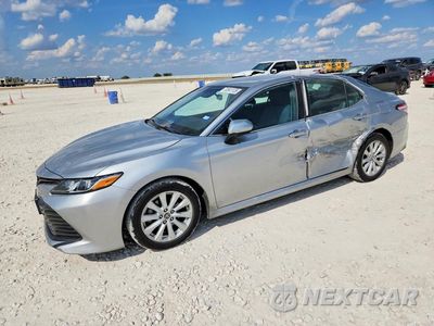 2019 TOYOTA CAMRY LE 4T1B11HK2KU846302 - główne zdjęcie licytacji z USA - miniatura