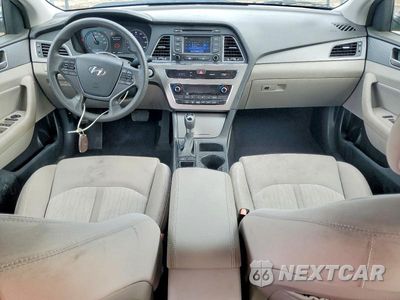 Zdjęcie 8 z 12 samochodu: 2016 HYUNDAI SONATA HYBRID SE VIN:KMHE24L17GA039261 - miniatura