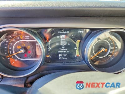Zdjęcie 9 z 13 samochodu: 2020 JEEP WRANGLER UNLIMITED SPORT VIN:1C4HJXDG2LW110582 - miniatura