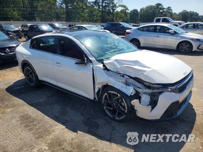 Czwarte zdjęcie samochodu z boku: 2025 KIA K4 GT LINE VIN:3KPFW4DE7SE140806 - miniatura