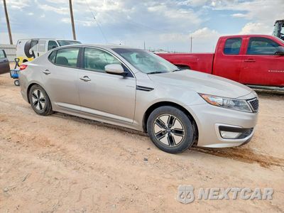 Czwarte zdjęcie samochodu z boku: 2013 KIA OPTIMA HYBRID VIN:KNAGM4AD3D5049078 - miniatura