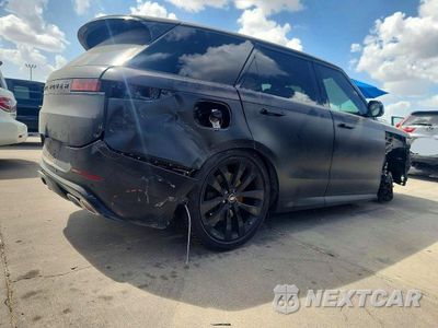 Trzecie zdjęcie samochodu z tyłu: 2025 LAND ROVER RANGE ROVER SPORT DYNAMIC SE VIN:SAL1L9E95SA430281 - miniatura