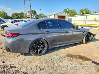 Trzecie zdjęcie samochodu z tyłu: 2021 BMW M5 VIN:WBS83CH09MCH18985 - miniatura
