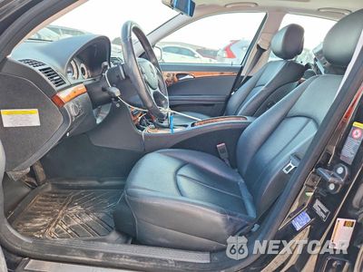 Zdjęcie 7 z 13 samochodu: 2009 MERCEDES-BENZ E 350 VIN:WDBUF56X69B424073 - miniatura
