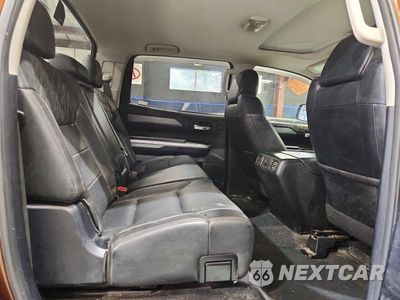 Zdjęcie 10 z 12 samochodu: 2014 TOYOTA TUNDRA CREWMAX PLATINUM VIN:5TFAY5F17EX326371 - miniatura