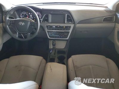 Zdjęcie 8 z 12 samochodu: 2016 HYUNDAI SONATA SPORT VIN:5NPE34AF0GH315594 - miniatura