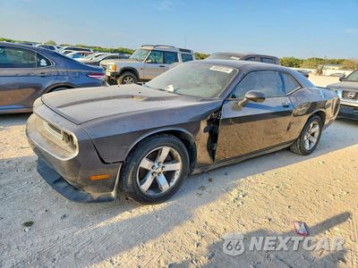 2014 DODGE CHALLENGER SXT 2C3CDYAG6EH153193 - główne zdjęcie licytacji z USA - miniatura