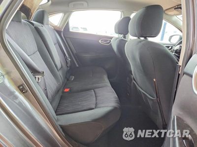 Zdjęcie 10 z 12 samochodu: 2019 NISSAN SENTRA SV VIN:3N1AB7AP0KY361629 - miniatura