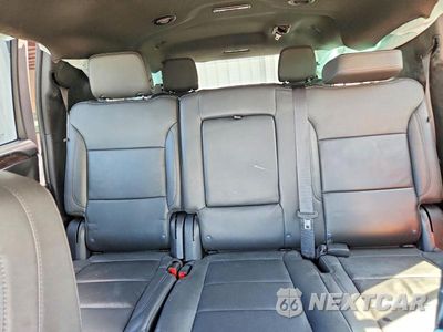 Zdjęcie 10 z 13 samochodu: 2023 CHEVROLET SUBURBAN C1500 LT VIN:1GNSCCKD4PR317195 - miniatura