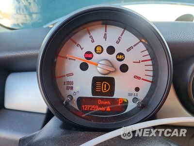 Zdjęcie 9 z 12 samochodu: 2011 MINI COOPER VIN:WMWSU3C52BT091020 - miniatura