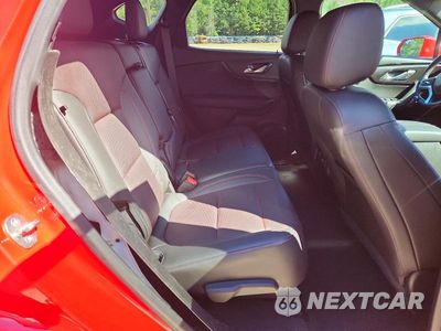 Zdjęcie 11 z 14 samochodu: 2020 CHEVROLET BLAZER RS VIN:3GNKBERS2LS692576 - miniatura