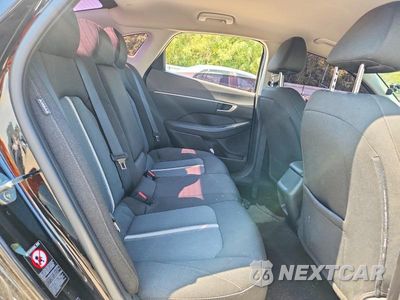 Zdjęcie 10 z 12 samochodu: 2020 HYUNDAI SONATA SEL VIN:5NPEL4JA5LH051903 - miniatura