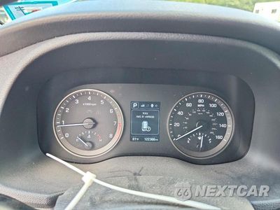 Zdjęcie 9 z 12 samochodu: 2016 HYUNDAI TUCSON SPORT VIN:KM8J3CA23GU152902 - miniatura