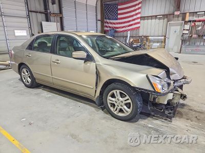 Czwarte zdjęcie samochodu z boku: 2007 HONDA ACCORD EX VIN:1HGCM568X7A187149 - miniatura