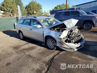 Czwarte zdjęcie samochodu z boku: 2008 VOLKSWAGEN PASSAT WAGON TURBO VIN:WVWXK73C68E229269 - miniatura
