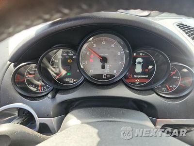 Zdjęcie 9 z 13 samochodu: 2012 PORSCHE CAYENNE S VIN:WP1AB2A24CLA44658 - miniatura