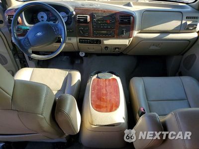 Zdjęcie 8 z 11 samochodu: 2005 FORD F350 SUPER DUTY VIN:1FTWW33P65EC70086 - miniatura