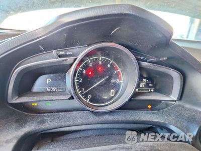 Zdjęcie 9 z 12 samochodu: 2018 MAZDA 3 GRAND TOURING VIN:3MZBN1M35JM172167 - miniatura