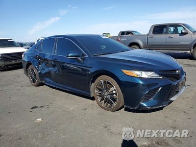 Czwarte zdjęcie samochodu z boku: 2019 TOYOTA CAMRY XSE VIN:4T1B61HK4KU759969 - miniatura