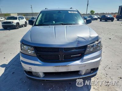 Piąte zdjęcie samochodu w środku: 2020 DODGE JOURNEY SE VIN:3C4PDCAB1LT261343 - miniatura