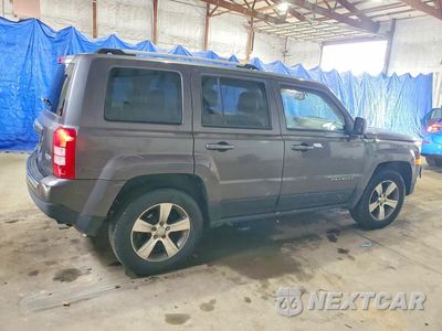 Trzecie zdjęcie samochodu z tyłu: 2016 JEEP PATRIOT LATITUDE VIN:1C4NJRFB6GD746990 - miniatura