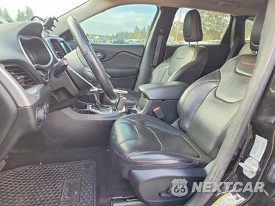 Zdjęcie 7 z 13 samochodu: 2018 JEEP CHEROKEE TRAILHAWK VIN:1C4PJMBX6JD532294 - miniatura