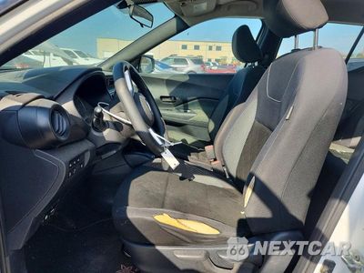 Zdjęcie 7 z 12 samochodu: 2020 NISSAN KICKS S VIN:3N1CP5BV9LL497073 - miniatura