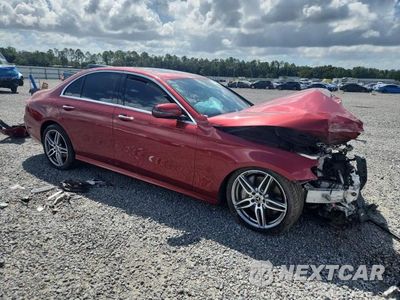 Czwarte zdjęcie samochodu z boku: 2017 MERCEDES-BENZ E 300 VIN:WDDZF4JBXHA284942 - miniatura