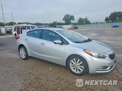 Czwarte zdjęcie samochodu z boku: 2014 KIA FORTE EX VIN:KNAFX4A89E5062263 - miniatura