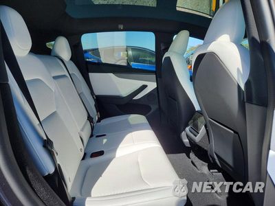 Zdjęcie 10 z 12 samochodu: 2026 TESLA MODEL Y VIN:7SAYGDED0TF623998 - miniatura