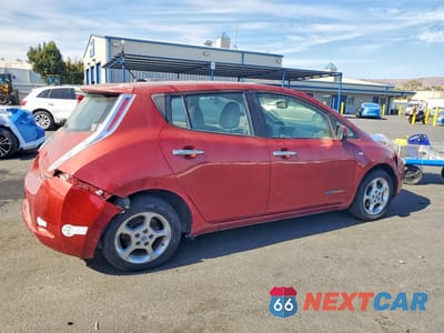 Trzecie zdjęcie samochodu z tyłu: 2012 NISSAN LEAF SV VIN:JN1AZ0CP7CT017175 - miniatura