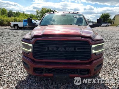 Piąte zdjęcie samochodu w środku: 2020 RAM 3500 LARAMIE VIN:3C63RRJLXLG215621 - miniatura