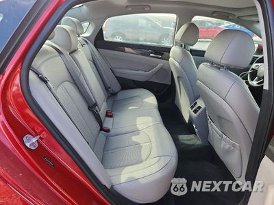 Zdjęcie 10 z 12 samochodu: 2019 HYUNDAI SONATA LIMITED VIN:5NPE34AFXKH821538 - miniatura