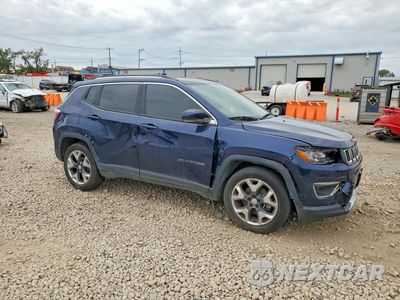 Czwarte zdjęcie samochodu z boku: 2020 JEEP COMPASS LIMITED VIN:3C4NJCCB2LT152810 - miniatura