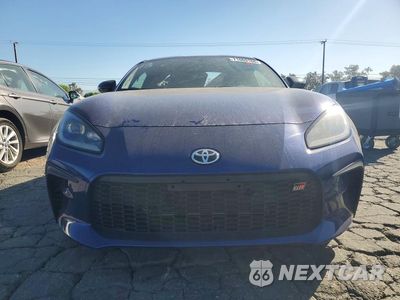 Piąte zdjęcie samochodu w środku: 2024 TOYOTA GR 86 PREMIUM VIN:JF1ZNBE11R9755100 - miniatura