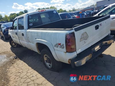 Drugie zdjęcie samochodu z przodu: 2005 CHEVROLET SILVERADO K2500 HEAVY DUTY VIN:1GCHK23UX5F828617 - miniatura