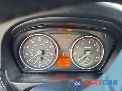 Zdjęcie 9 z 12 samochodu: 2010 BMW 328 XI SULEV VIN:WBAPK5C55AA646995 - miniatura