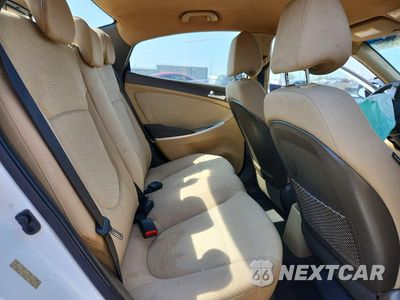 Zdjęcie 10 z 12 samochodu: 2014 HYUNDAI ACCENT GLS VIN:KMHCT4AE3EU683233 - miniatura