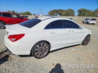 Trzecie zdjęcie samochodu z tyłu: 2019 MERCEDES-BENZ CLA 250 VIN:WDDSJ4EBXKN721994 - miniatura
