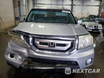 Piąte zdjęcie samochodu w środku: 2011 HONDA PILOT EXL VIN:5FNYF4H58BB047452 - miniatura