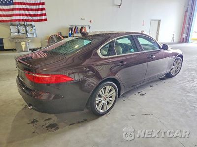 Trzecie zdjęcie samochodu z tyłu: 2017 JAGUAR XF PREMIUM VIN:SAJBD4BV9HCY29254 - miniatura