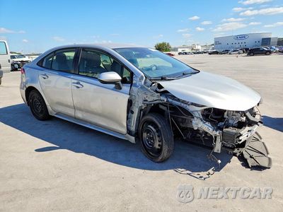 Czwarte zdjęcie samochodu z boku: 2022 TOYOTA COROLLA LE VIN:JTDEPMAE7N3012431 - miniatura