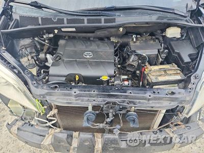 Zdjęcie 12 z 14 samochodu: 2014 TOYOTA SIENNA XLE 8-PASSENGER VIN:5TDYK3DCXES469359 - miniatura