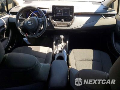 Zdjęcie 8 z 12 samochodu: 2022 TOYOTA COROLLA LE VIN:JTDEAMDE1NJ040749 - miniatura