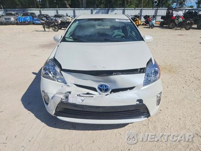 Piąte zdjęcie samochodu w środku: 2014 TOYOTA PRIUS THREE VIN:JTDKN3DU5E1777347 - miniatura