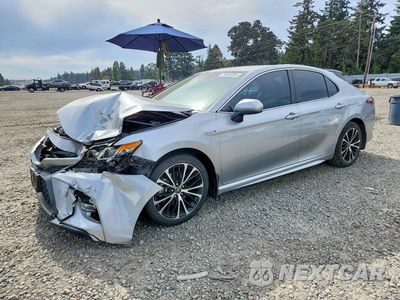 2018 TOYOTA CAMRY HYBRID SE 4T1B21HK7JU007984 - główne zdjęcie licytacji z USA - miniatura