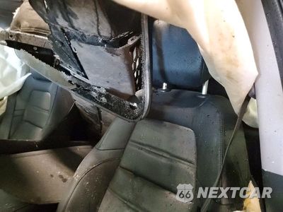 Zdjęcie 13 z 14 samochodu: 2019 HONDA CR-V EXL VIN:7FARW2H88KE012319 - miniatura