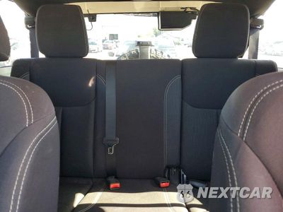 Zdjęcie 10 z 13 samochodu: 2013 JEEP WRANGLER UNLIMITED SAHARA VIN:1C4BJWEG2DL640665 - miniatura